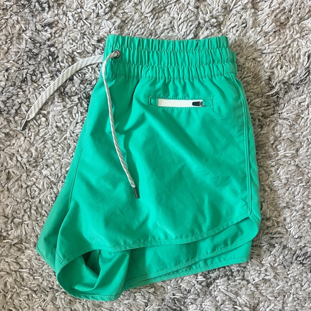 Vuori Womens Athletic Shorts in Bright Teal Green